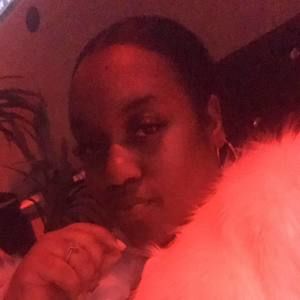 Meet your Posher, Whitney